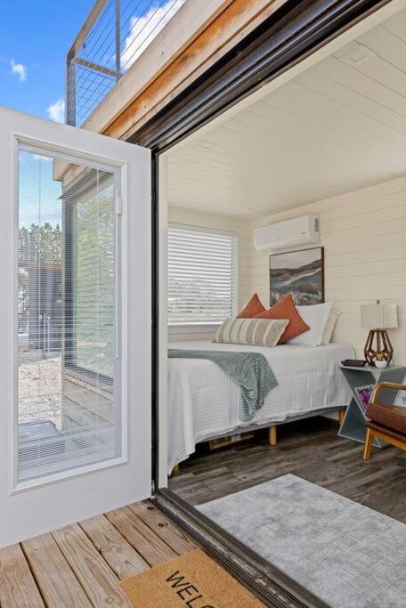 New The Sunset Luxury Container Home 프레드릭스버그 외부 사진