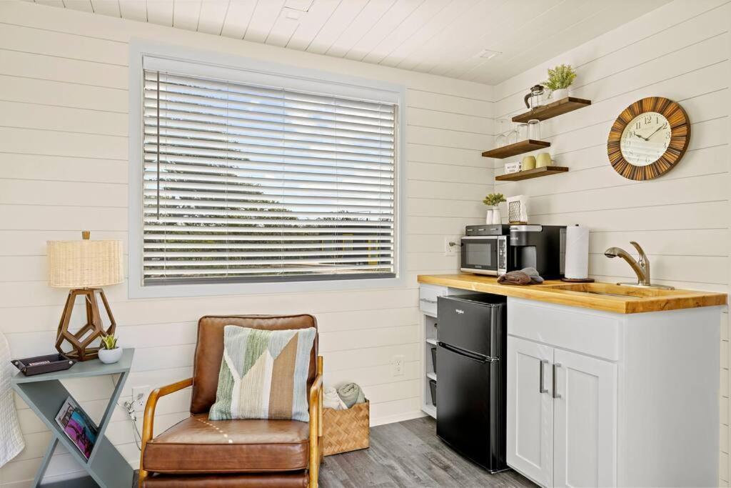 New The Sunset Luxury Container Home 프레드릭스버그 외부 사진